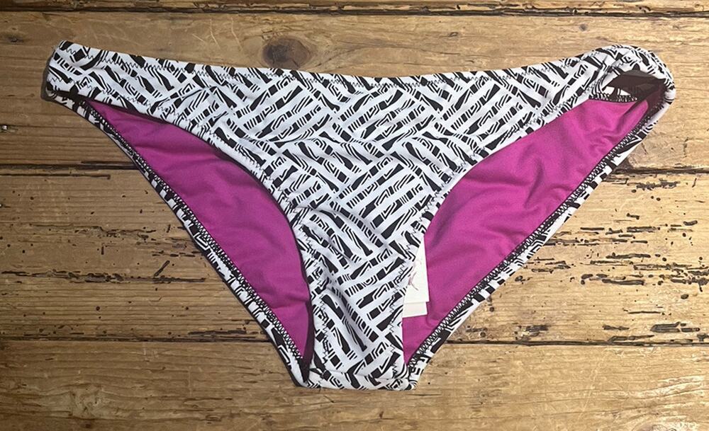 Jessica Simpson Womens Size M Black White Pattern Bikini Bottom NWT